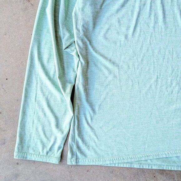 Patagonia Men's Capilene Cool Daily Hoodie in Elwood Green size XL - Picture 4 of 10